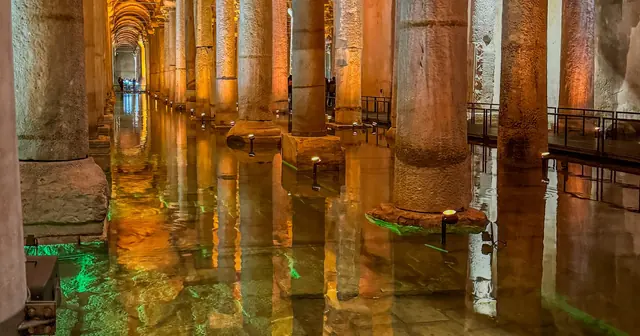 Basilica Cistern columns and reflections