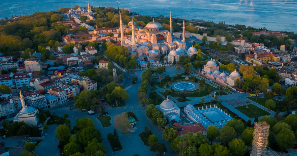 Hagia Sophia, Basilica Cistern and Topkapi Palace area
